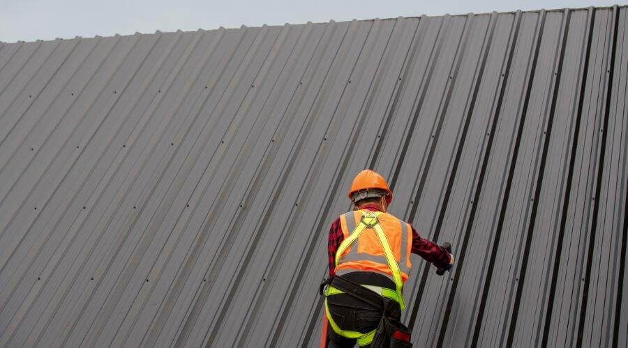Professional Flat Roofing Installation in Oak City, UT